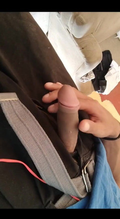 AlexAlejandro13: Вдома отримують молоко