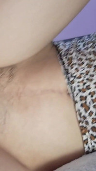 毛茸茸的阴户操逼在家里特写视频