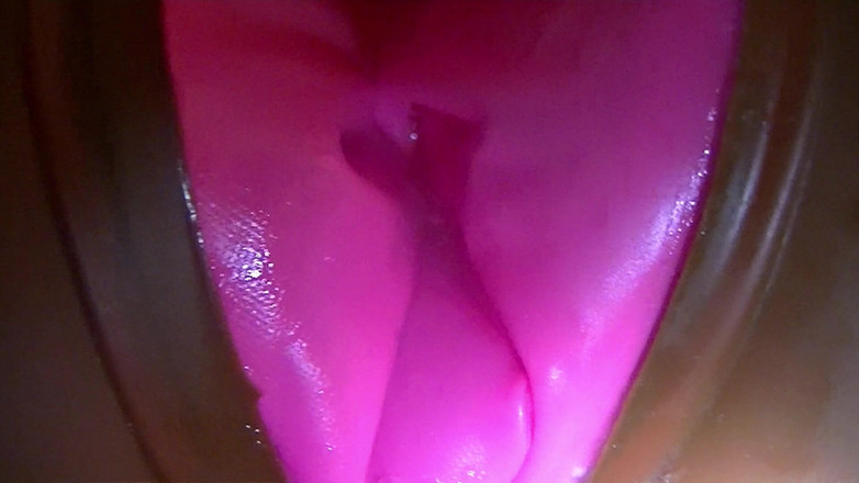 Mark Hannes: Negra sexdoll preñada, follada en la masturbación