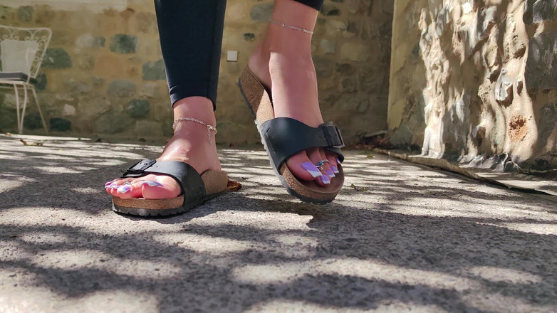 Goddess Lena: Cerebro De Birkenstock