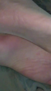 Mis Pies En Pantimedias