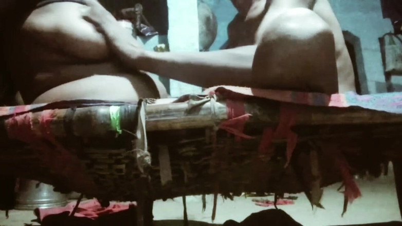 Rakhi3e: Il mio amico ha fatto sesso con me il giorno...