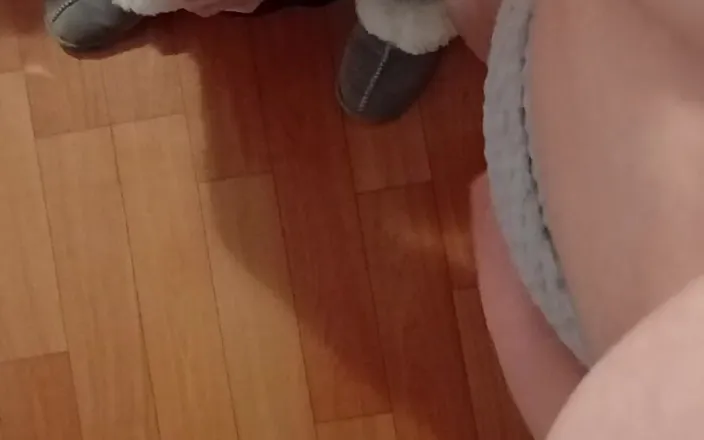 Lesbian-candys: Three Lesbian Students Masturbate and Cum Quickly