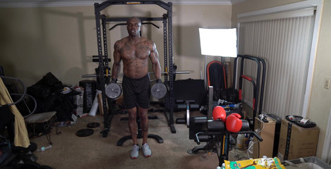 Hallelujah Johnson: Cvičební programy vzdorového tréninku musí brát v úvahu mnoho proměnných, jako...