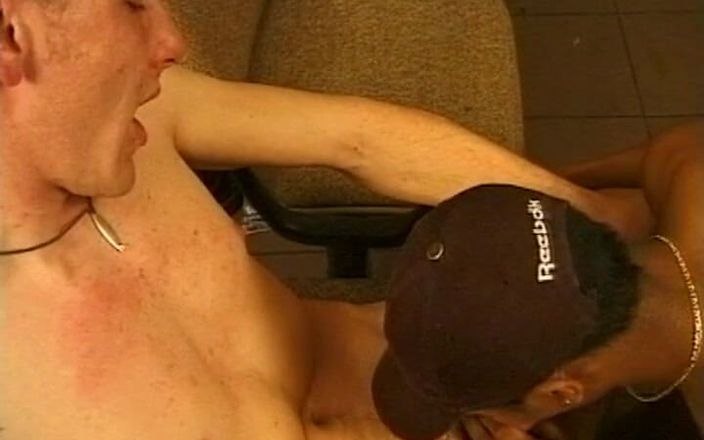 Gay 90's Vintage Porn: Lustfylld manlig hudkontakt #6