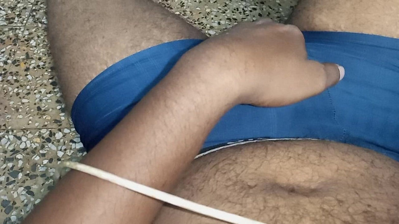 Sweet Indian cock: Bhabhi zuigt aan mijn penis nachtelijke seks met likken