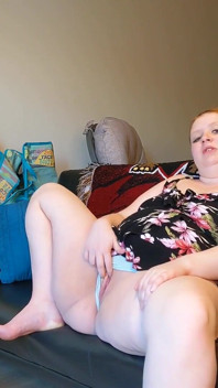 Horny pregnant neighbor squirts for you