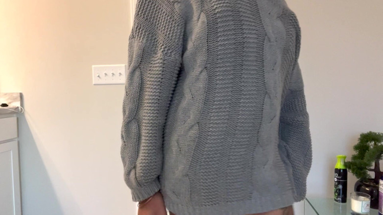 Mya Mula Goddess: Sweater Fetish Ass Tease