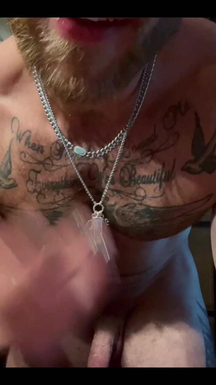 Leo Bayne: 이 견과류를 파열해야 했습니다