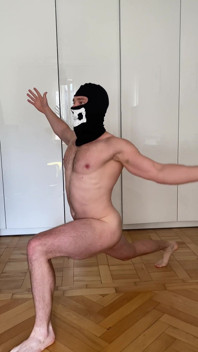 Morning Workout Without Clothes for Energy and a Little Attention