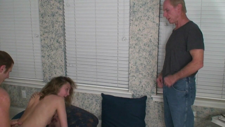 Video Wonderland Productions: Melanie Purple, 3 mecs, gangbang