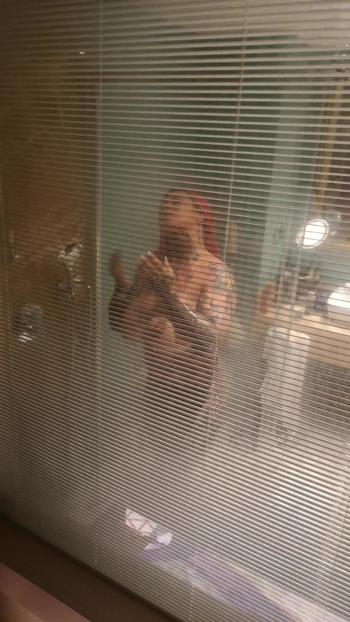 Sabien Demonia: Noughty Shower ビデオ