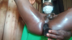 Sexyjayla254: Naolejovaný zadek a škádlení mé báječné prdelky s mojí velkou černou hračkou