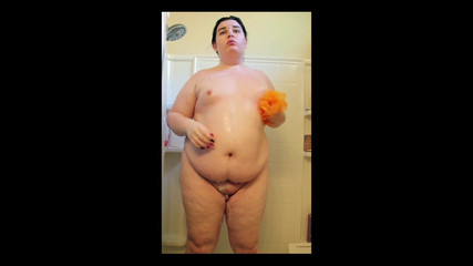 MadameMorganXXX: Ikut aku dong, Sudsy! Aku akan mencuci punggungmu jika kamu...