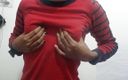 Desi Girl Fun: लाल टॉप लड़की के स्तन
