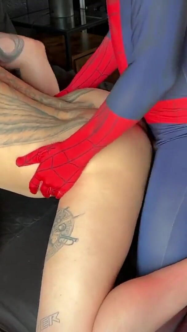 BBC Spiderman Bareback (Danny Baldwin Gay Videos) BBC Spiderman Bareback (Danny Baldwin Gay Videos)