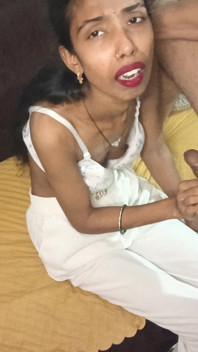 Desi Bhabhi Is Sucking the Penis and Enjoying It Too