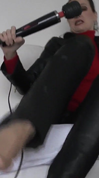 Advent Session: Anal, Cock in a Mini Cage, Smelling Stinky Socks, Nipple Play and Vibrator Orgasm
