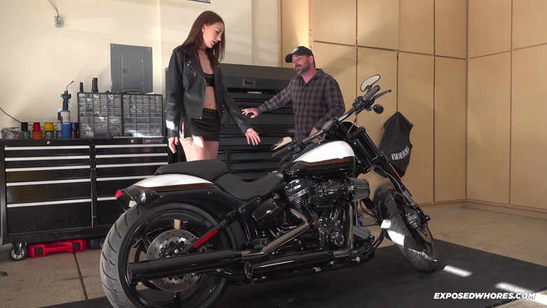 Exposed Whores Media: Biker Slut Kendra Cole Blows Dude