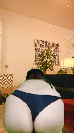 TestyFoundation: Sexy indain služka si hraje se svou kundičkou Sweet