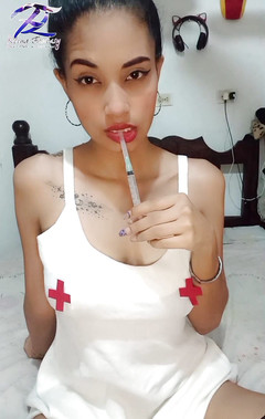 Reina Fantasy: Reina Fantasy Vaše sexy sestra vám dá svůj stříkací orgasmus,...