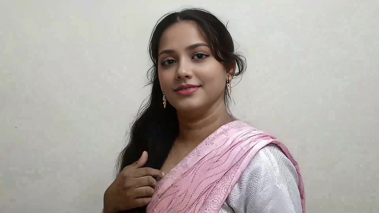 Amateurs affair: First Time Blushed Desi Indian Women Cheating Her Husband