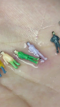 Giantess Eats 7 Super Tiny Persons