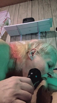 Asmr forte scopa la sua figa a pecorina orgoglioso