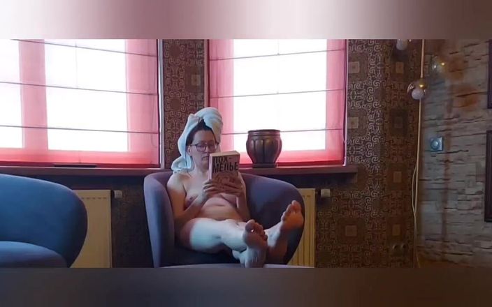 GinnaGg: Pepek berbulu yang awak sudah mimpikan - jari dalam pepek