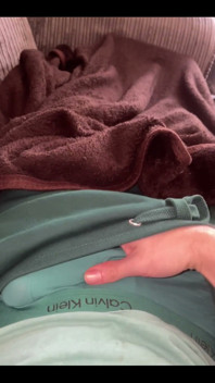 Jerk off with Me on the Sofa