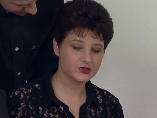 Porno kino: Short Haired Slut From Germany Pleasing Her Client at the...