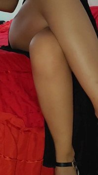 Sexy ragazza calda - io faccio doppia penetrazione dildo e cazzo, enorme sborra nella mia figa