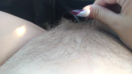 LizAngel: Has grown curls on her pubis