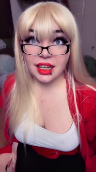 Stepmommy Has Quickie BJ with Stepon's Bully