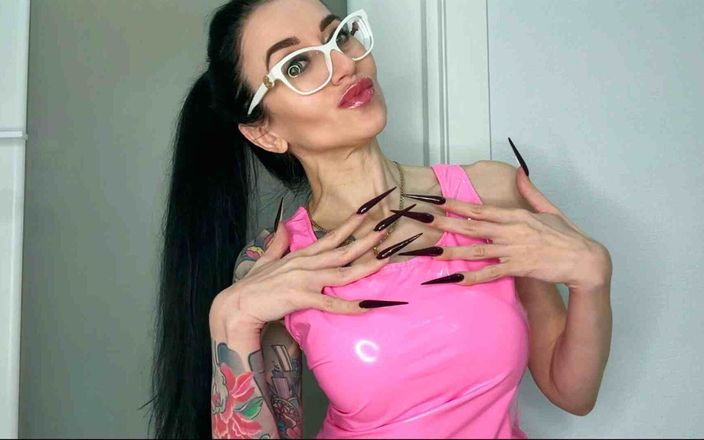 Julia domaina: Ny färg långa naglar, skarpa stilettos, långa fingrar suger och...