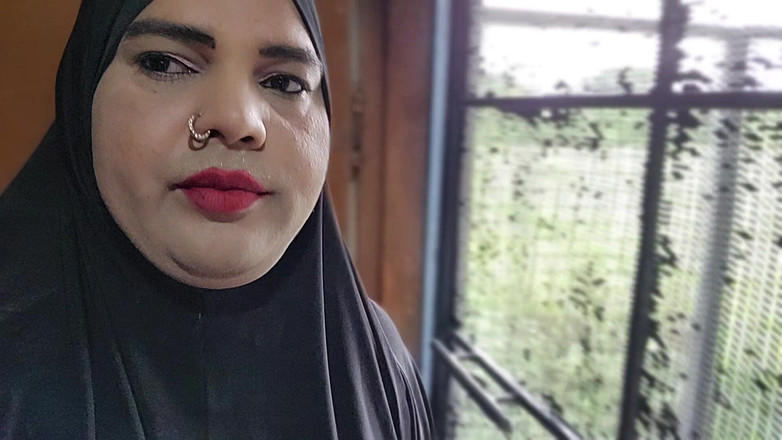 Indiansissychubby: Double Trouble on Eid He Camed 2 Times on My Hijab...