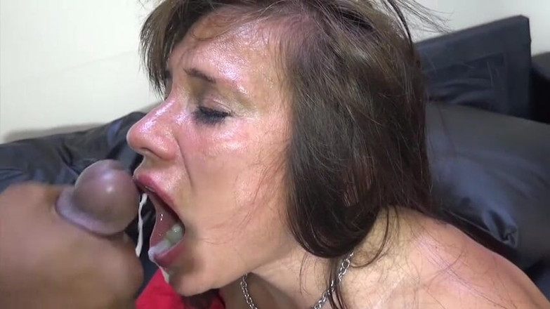 Dat Ass: Thick milf fucked by a black bull