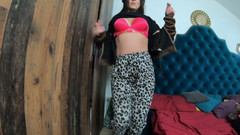 MilfyCalla: Homewear twerk tease - बड़ी गांड हिलती है और पैंटीज नहीं वाइब्स