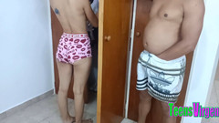 Patty Danna: Sexy dívka přijde z koupelny do svého pokoje, aby se...