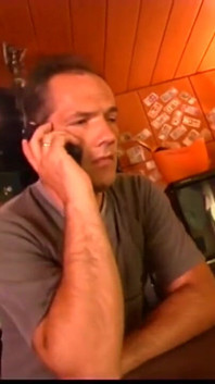 Atemberaubende rothaarige in einer bar gefickt