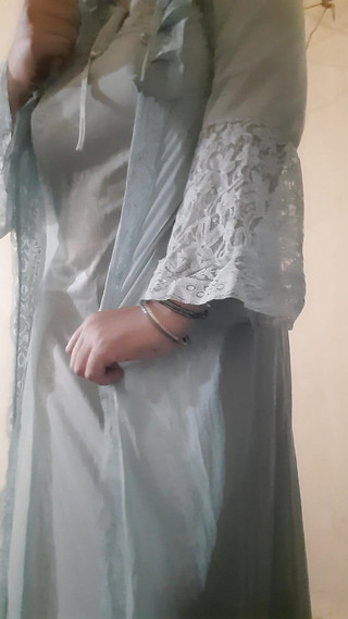 SameerPhunk: Indická vnadná manželka dělá videohovor se svým manželem, část 1