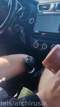 They Found a Pussy on the Road and Fucked It Hard, a Used Slut Covered in Cum