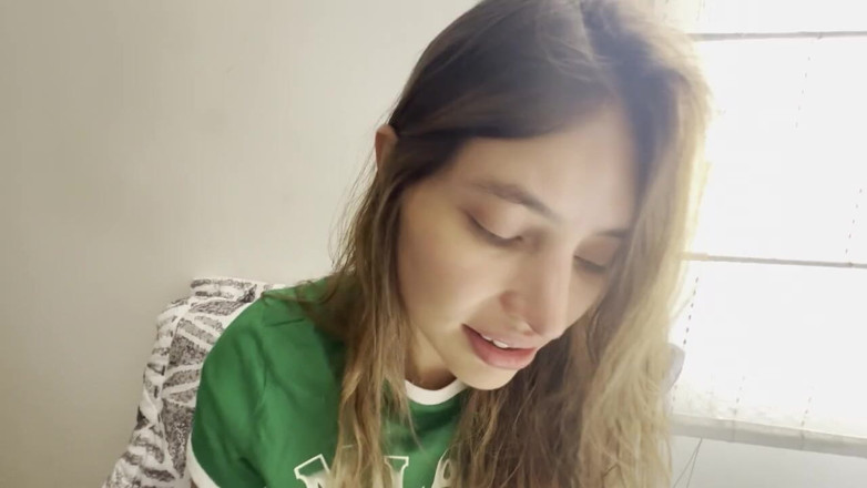 scarlettandc: 2人の女子大生が部屋で激しくセックスする