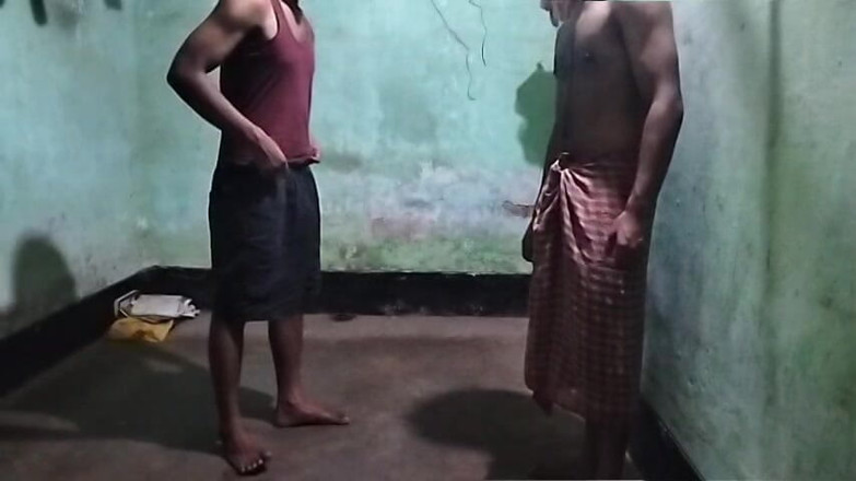 Desi Tits: Indian Gay Teen Story Hindi Part 1