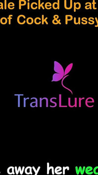 Historia de sexo en audio inglés - travesti alta y tímida follada en el bar - noche apasionada de polla y coño - parte 1