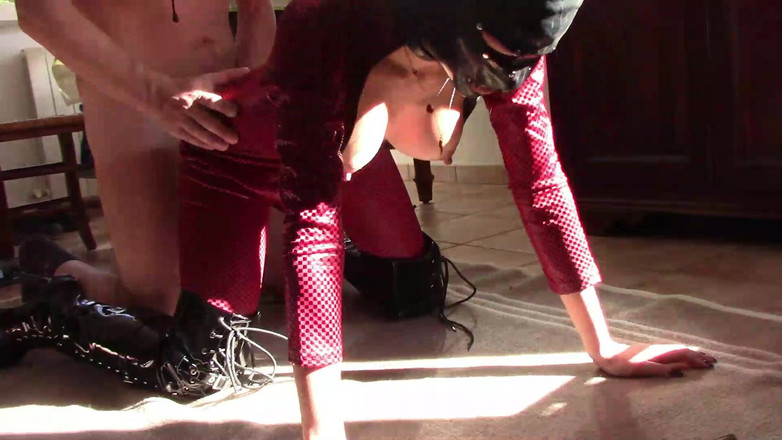 LauraOnHeels: MILF 캣수트 입으로 그리고 섹스 모음집