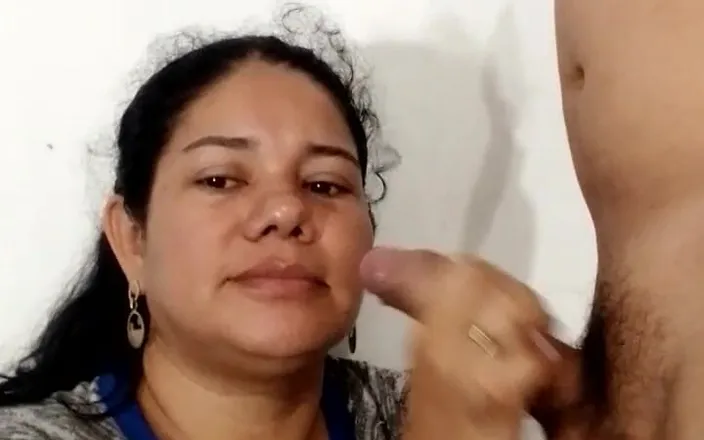 Valkyrieandluigy: Elegant Lady Sucking Rich Man