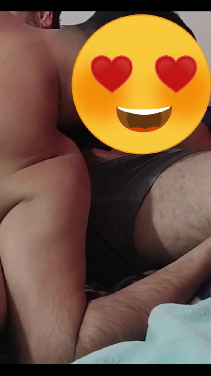 Aminaarab: Un arabe gay me baise sous la douche