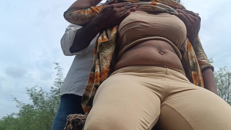 Magilmathi: Romance ao ar livre com a namorada