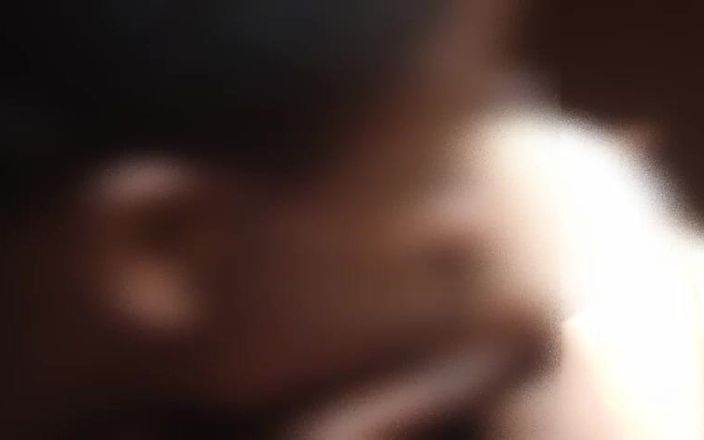 Bangcum: プッシーキャット曲線美素敵なふしだらな女のセックスビデオ